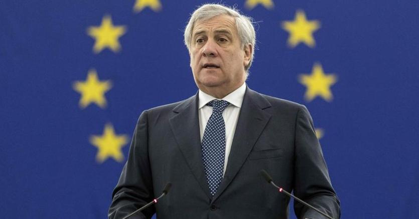 Tajani, presidente del Parlamento Ue, parla di Mussolini alla Zanzara: «Ha fatto anche cose buone» (Ansa)