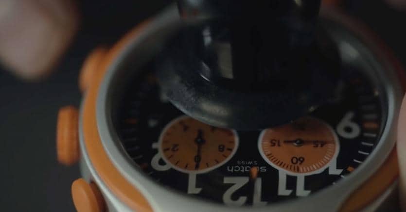 La voce del tempo: il ticchettio delle lancette nel nuovo sound storytelling di Swatch