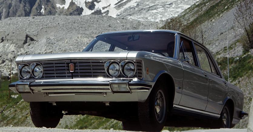 Fiat 130: compie 50 anni la berlina di lusso alternativa ...