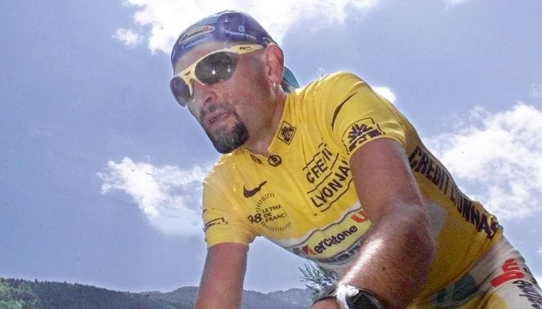 Marco Pantani durante una tappa del Tour de France 1998. ANSA