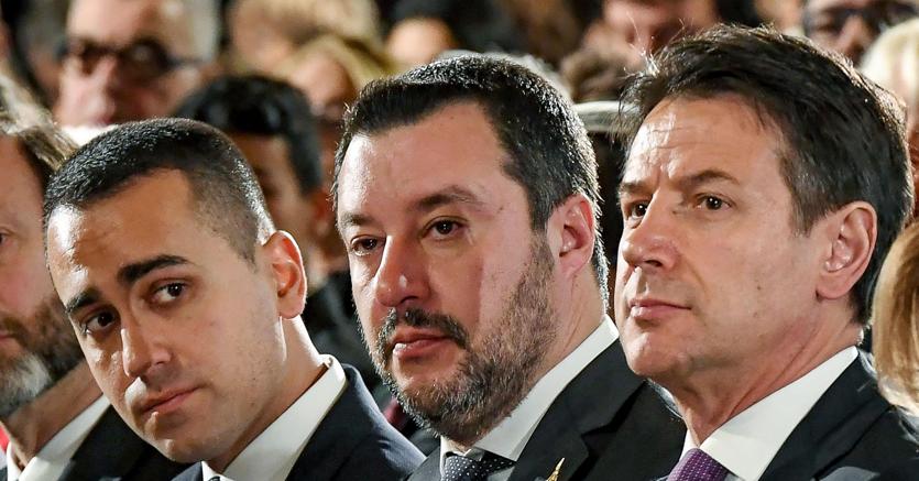 Da sinistra a destra, Luigi Di Maio, Matteo Salvini e Giuseppe Conte (foto Ansa)