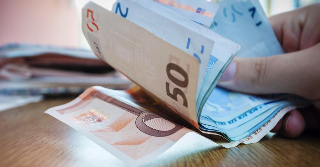 È di 204 miliardi l'operatività in banconote dell'anno scorso (-3% sul 2017; 192 miliardi in versamenti e 12 in prelievi) 