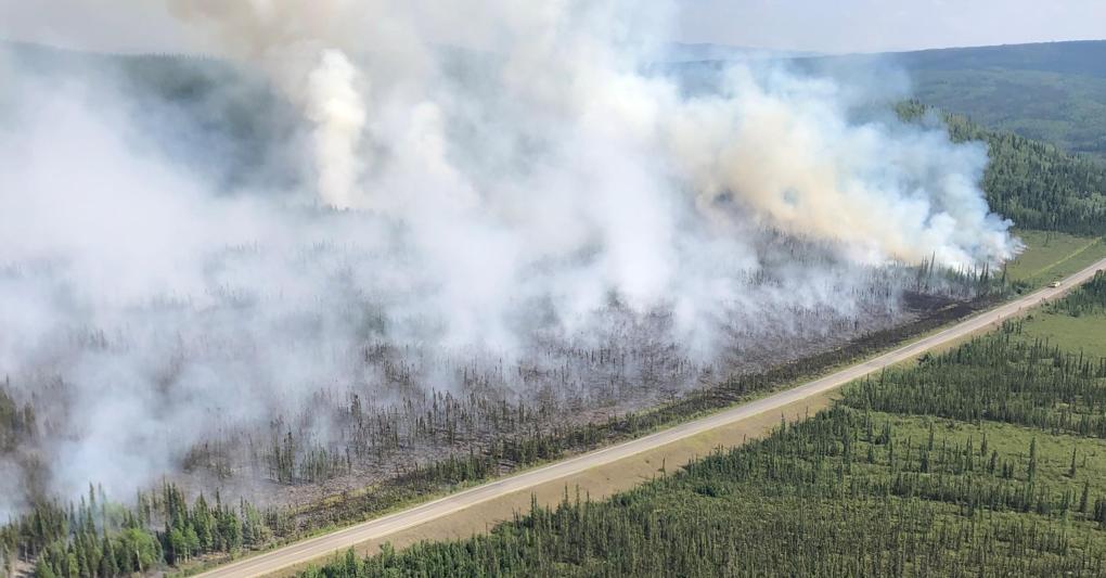 Uno dei tanti incendi divampati in Alaska questa estate a causa del cambiamento climatico (Epa) 