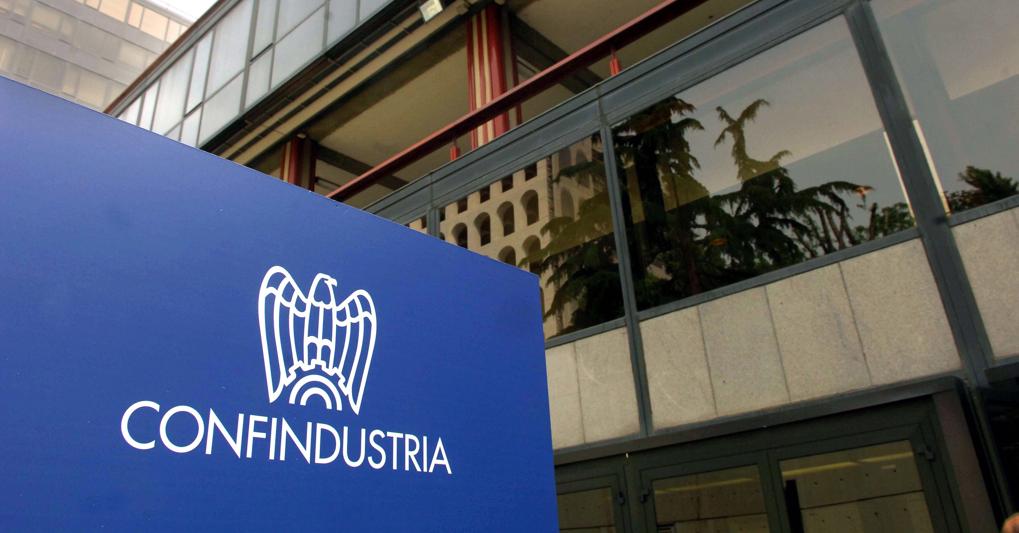 In attesa dell’intervento alle Camere del premier incaricato Giuseppe Conte Confindustria (foto imagoeconomica) rinnova l’auspicio che l’esecutivo metta al centro della sua attenzione l’economia reale e mostri sensibilità ai temi dello sviluppo 