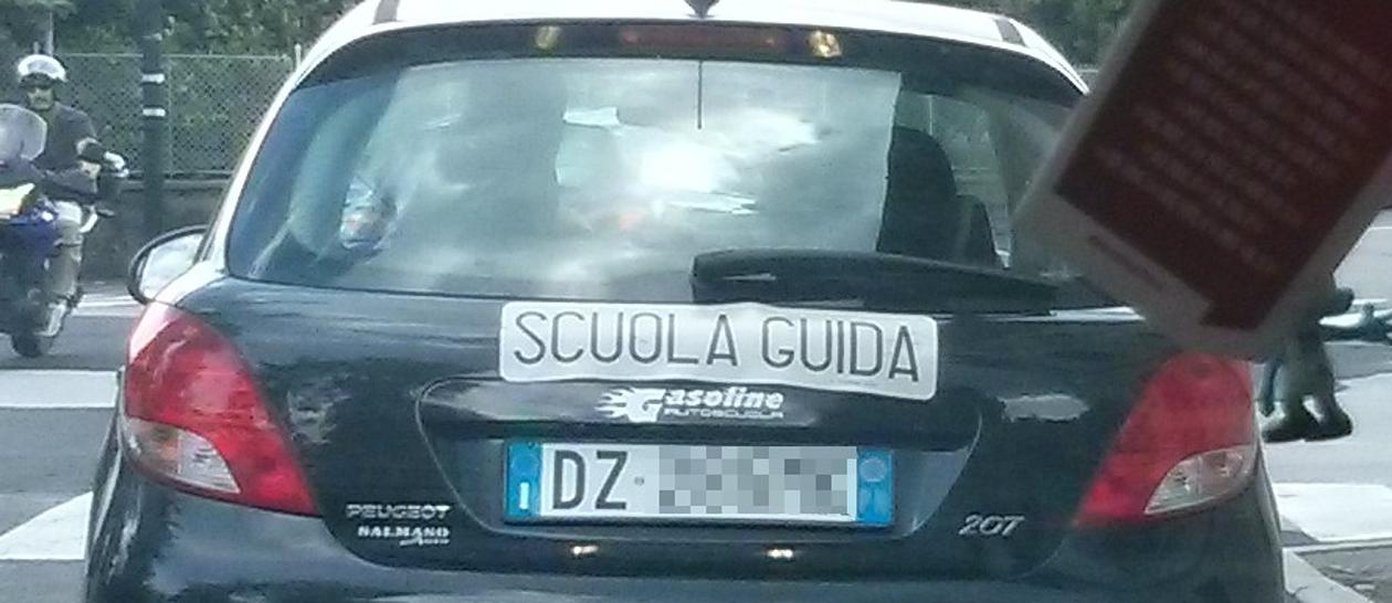 Anche le scuole guida dovranno pagare l’Iva: in arrivo rincari del 22%