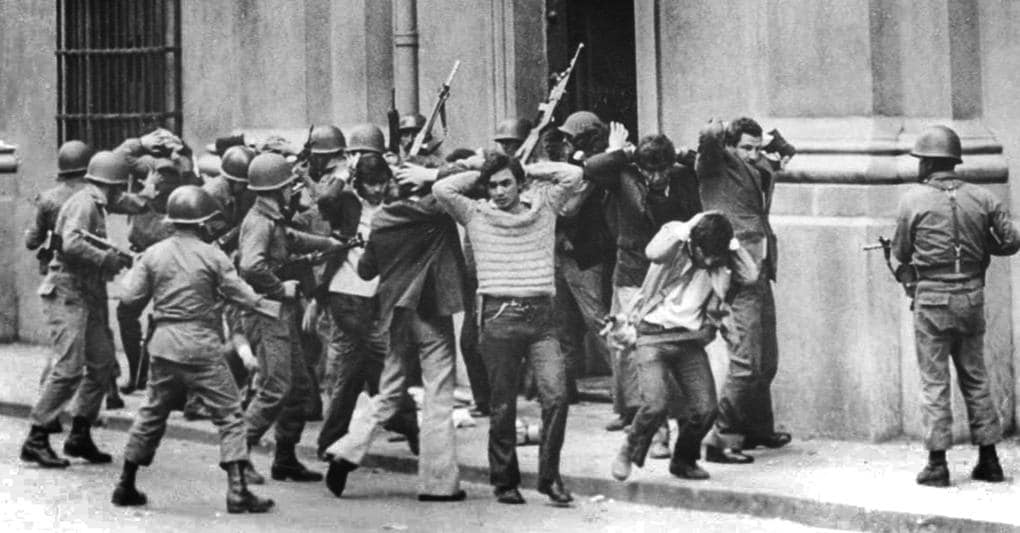 L Altro 11 Settembre Cosi Alessandro Leogrande Raccontava Sepulveda E Il Colpo Di Stato In Cile Il Sole 24 Ore