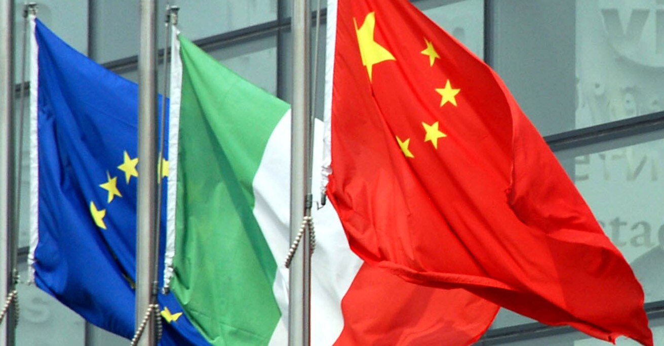 La cina è sbarcata lo scorso 22 maggio per una missione importante. Bandiera Italia Cina . Rivale E Partner Il Dualismo Cinese Per L Europa Il Sole 24 Ore