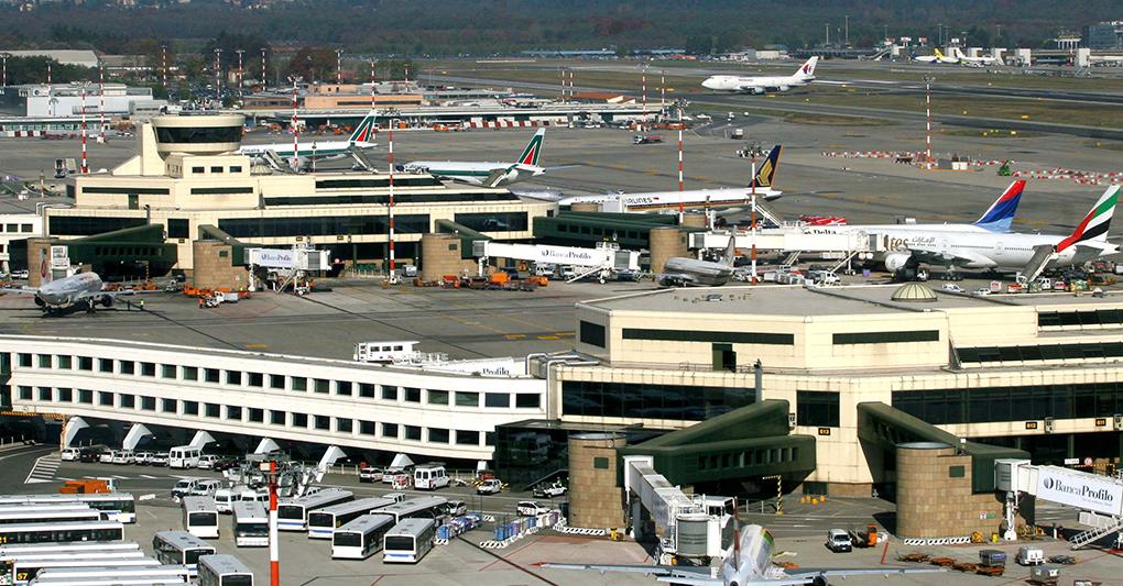Oggi Voli Voli A Rischio Dalle 13 Alle 17 Alitalia Cancella 139 Collegamenti Il Sole 24 Ore