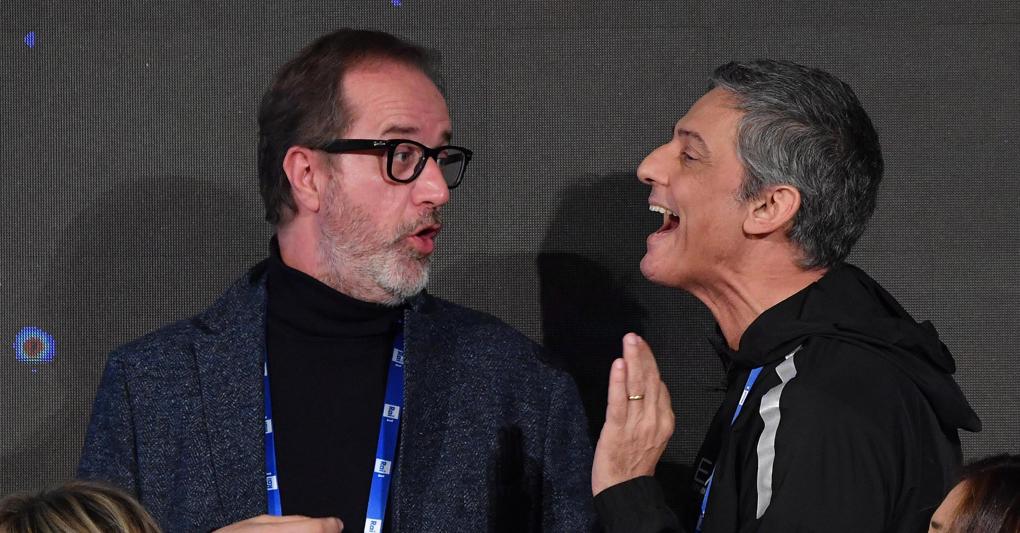 Fiorello a Sanremo con il direttore di Rai 1 Stefano Coletta (Ansa) 