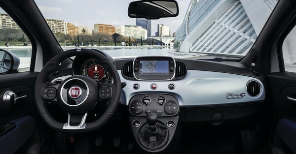 La Sostenibile Leggerezza Dell Ibrido Fiat Inizia La Corsa Con 500