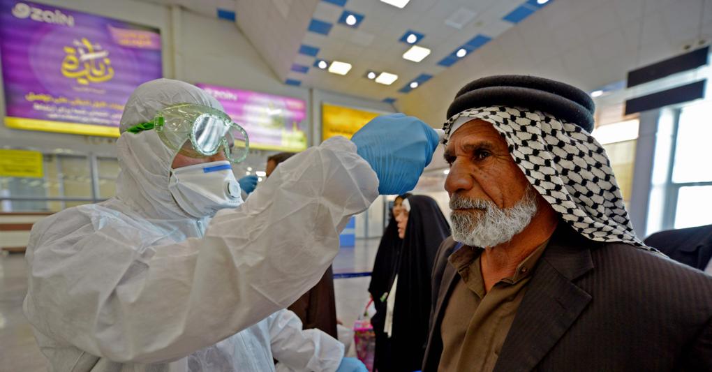 Controlli sanitari nell’aeroporto internazionale di Najaf, in Iraq 