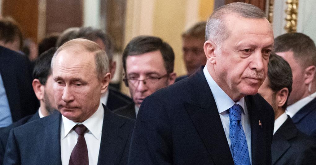Amici o nemici? Putin ed Erdogan, giovedì insieme al Cremlino, in Siria combattono su fronti opposti  