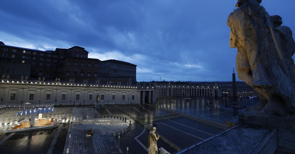 wallpapers Foto Papa Francesco Piazza Vuota lasciarci soli nella tempesta