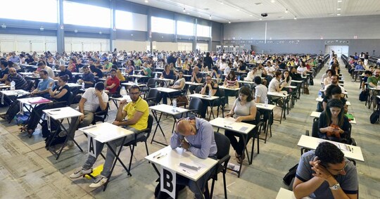 esame di stato rinviato di un mese per 16 professioni il sole 24 ore