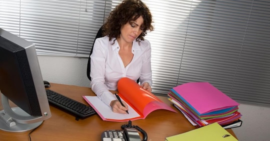 Anche se in smart working il datore può “richiamare” in sede ...