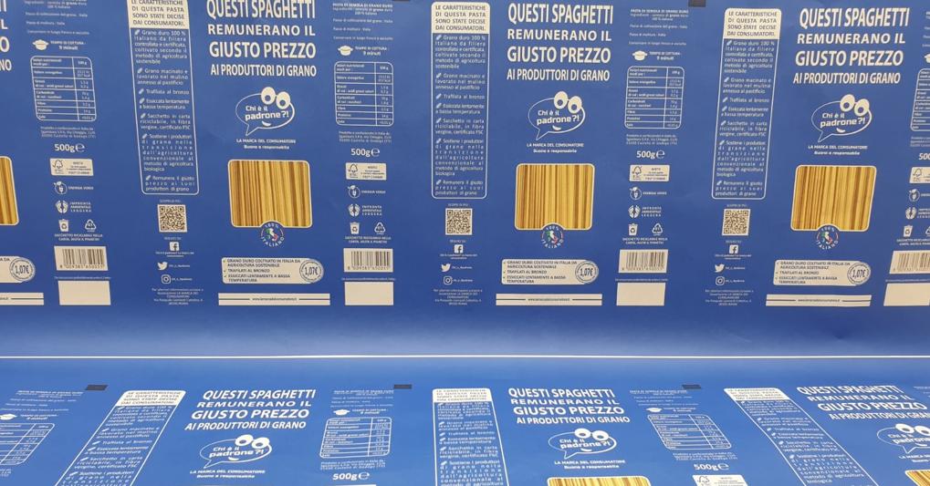 Le etichette di «Chi è il padrone?!» per la pasta, primo prodotto italiano 