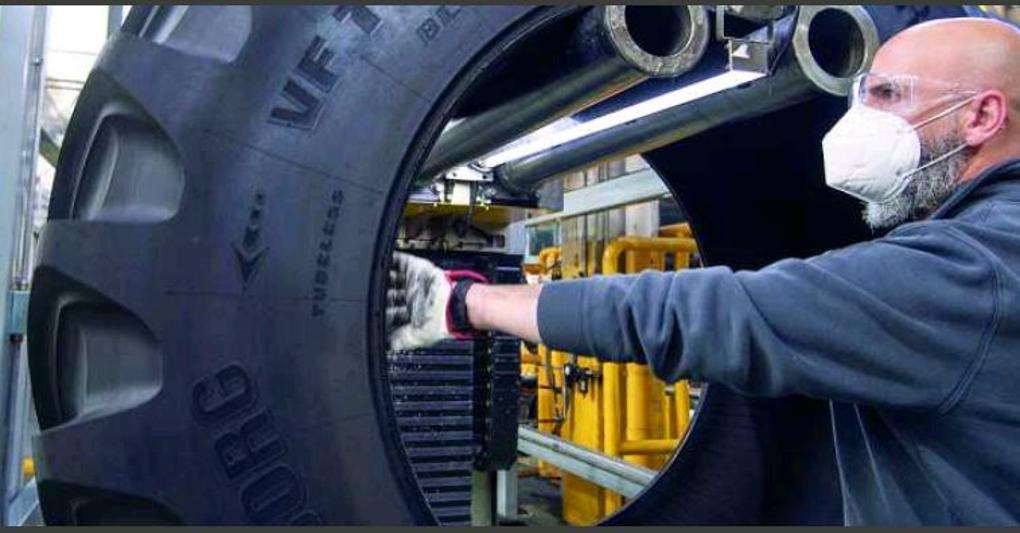 Invito a tenere aperte le fabbriche aperte ad agosto dal presidente degli industriali piemontesi 