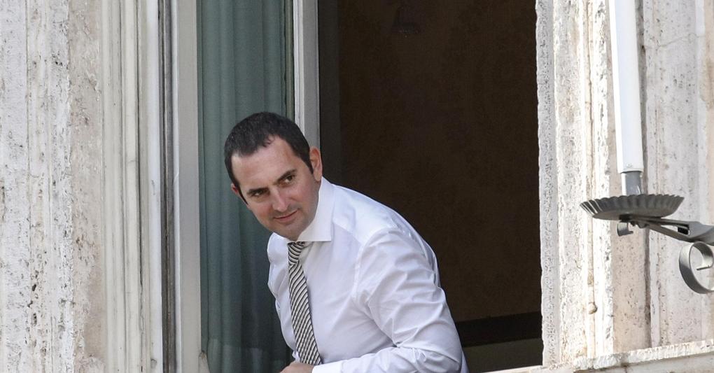 Il ministro per le politiche giovanili e lo sport Vincenzo Spadafora (foto Ansa)  