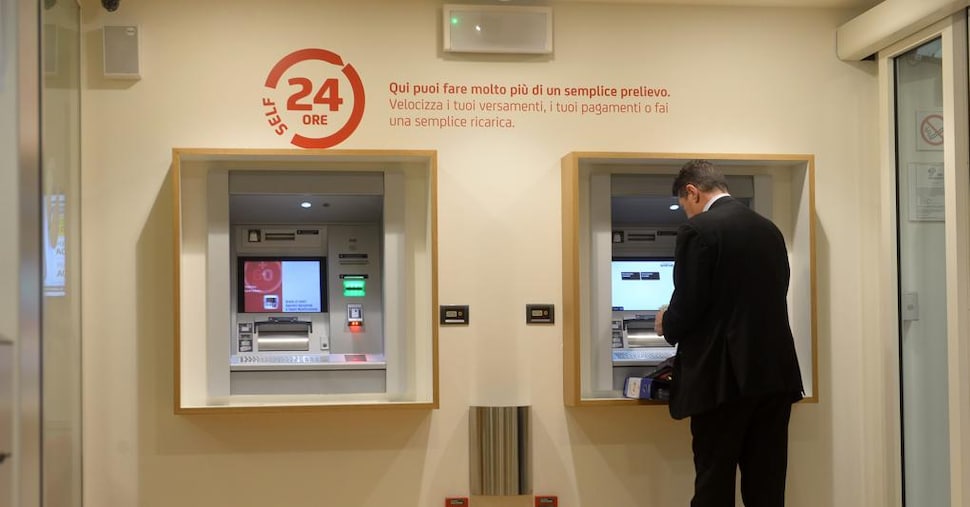 Conto corrente, recesso unilaterale solo se la banca spiega il perchè