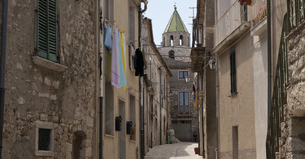 Basta pendolarismo, tornare a lavorare nei borghi porterebbe ...