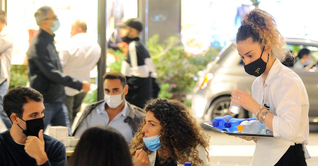 Sempre Peggio 4 Mq Per Cliente Solo Cosi Si Riaprono I Ristoranti Italia A Tavola