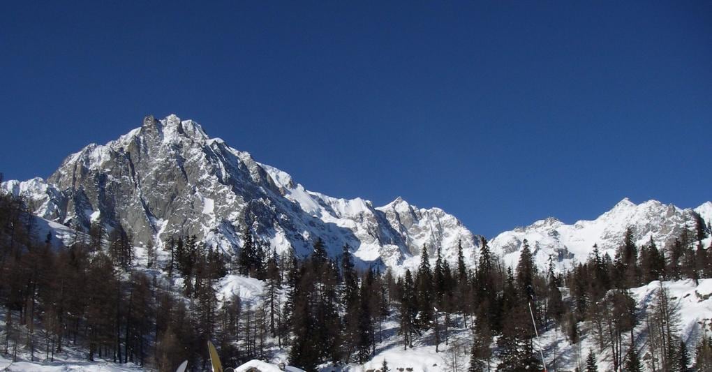 La Val D Aosta Vara Una Legge Anti Dpcm E Scontro Con Il Governo Il Sole 24 Ore