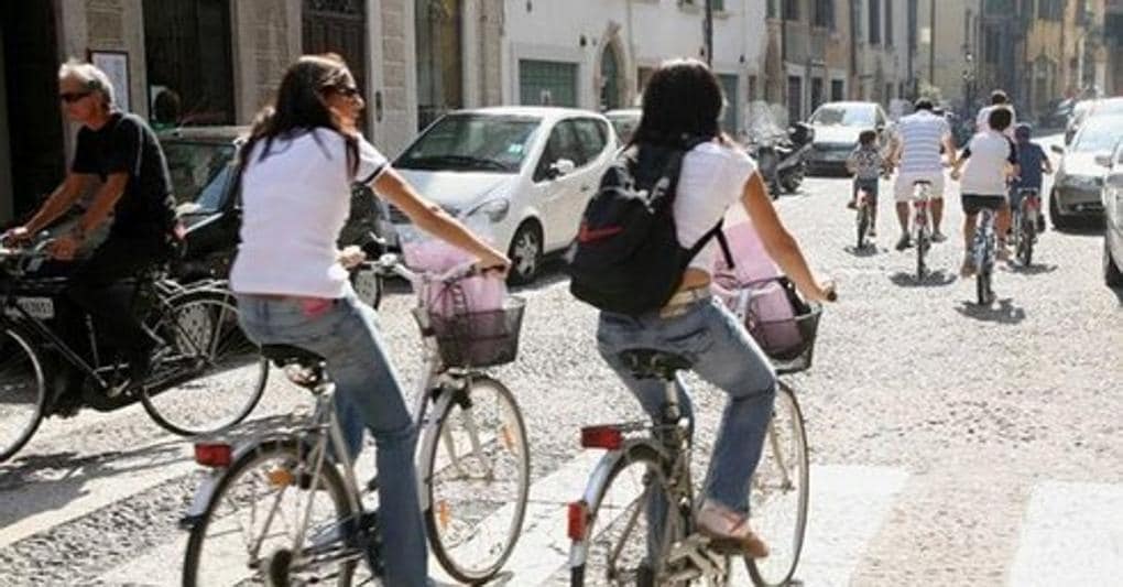 Nuove Regole Bike Friendly Con Molti Punti Critici Il Sole 24 Ore