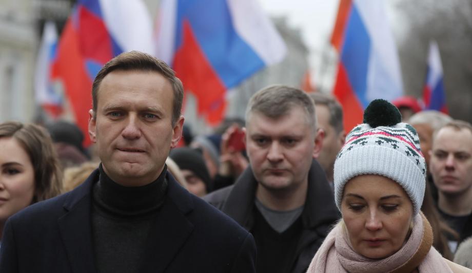 Aleksey Navalny e la moglie Yulia il 29 febbraio scorso a Mosca, durante la manifestazione in memoria di Boris Nemtsov  