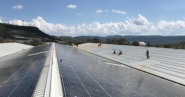  La Maffei sarda silicati  scommette sulla produzione di energia con i pannelli solari grazie anche a una collaborazione con l’azienda energetiuca sarda Energit