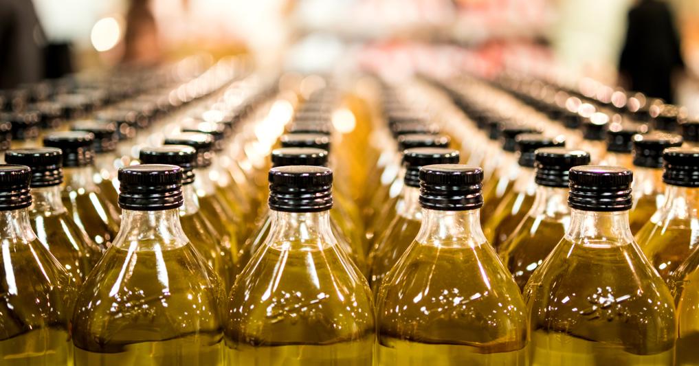 L’Italia produce meno della metà delle olive richieste dai produttori 