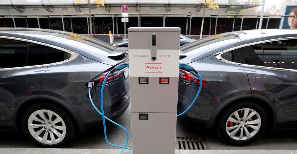 Batterie, Tesla spenderà 1 miliardo di dollari per rifornirsi di ...