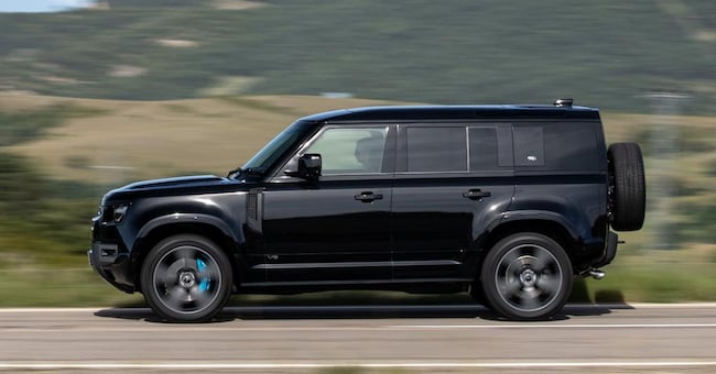 Land rover defender p400e