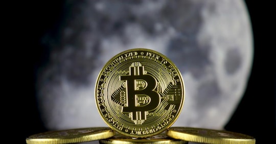 è bitcoin negoziazione regolamentate
