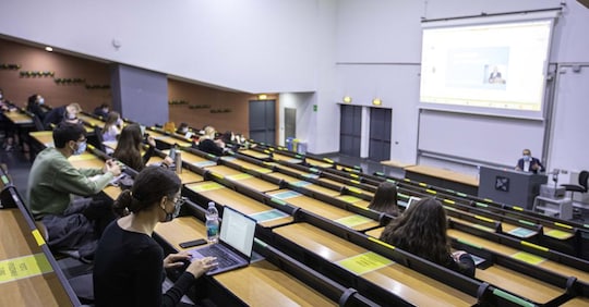 Iscriversi All Università A 25 Anni