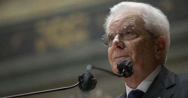 Il capo dello Stato Sergio Mattarella (Ansa/Francesco Ammendola)