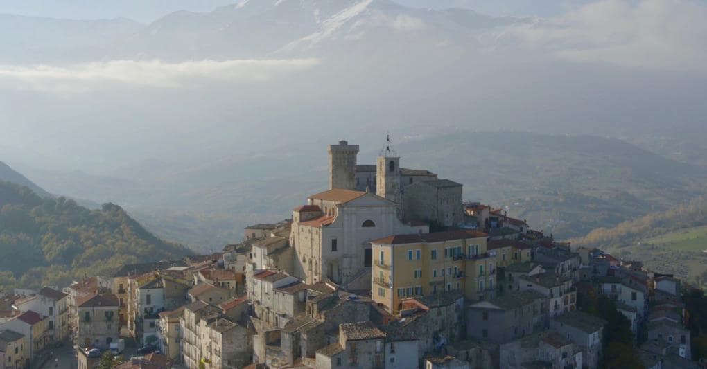 Abruzzo. Una veduta aerea di Casoli 