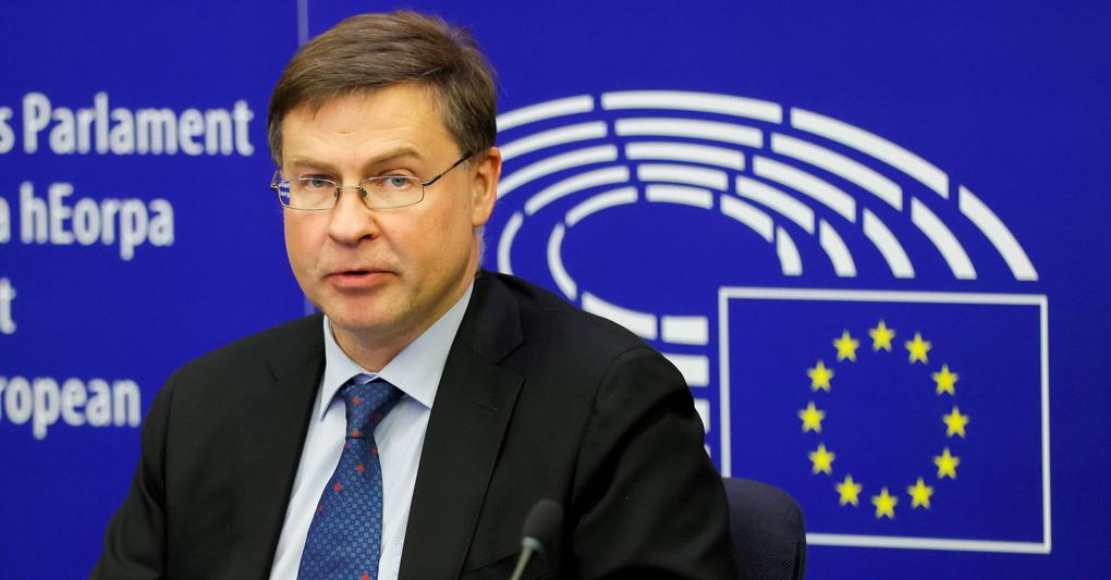 Il commissario europeo Valids Dombrovskis (Reuters) 