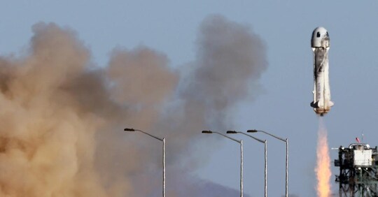 Spazio, atterrata la capsula Blue Origin con a bordo la ...