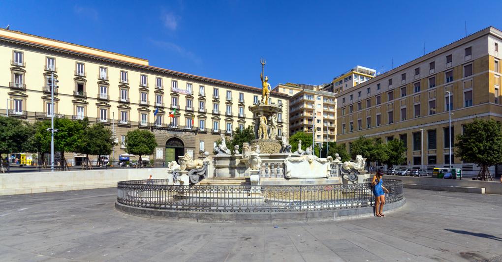 Palazzo del Comune di Napoli (Agf Creative) 