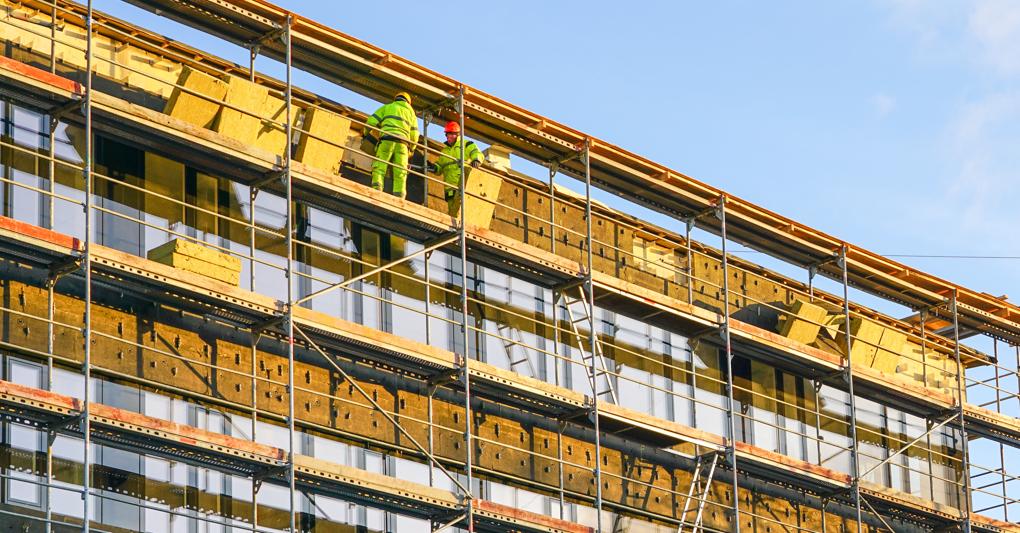 Da rinnovare. Gli immobili in Italia sono 76,5 milioni, di cui 36 milioni residenziali comprendendo anche i singoli appartamenti. Solo l'8% del patrimonio immobiliare risponde a criteri di maggiore efficienza e sicurezza 