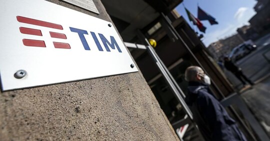 Tim, arriva l'offerta di Cvc per il 49% della parte business ...