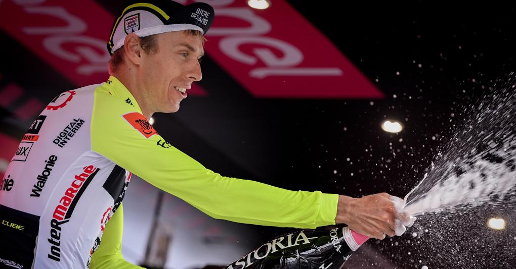 Giro d’Italia, nel tappone del Mortirolo vince il ceco Jan Hirt ma i big deludono