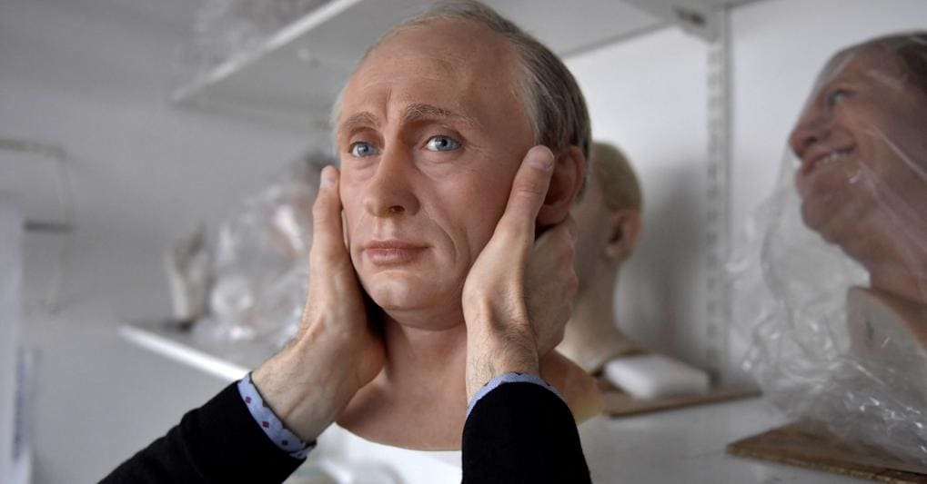  Il Museo Grevin di Parigi ha rimosso la statua di cera  di Vladimir Putin 