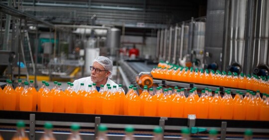 Energy drink e toniche tengono a galla le bevande - Il Sole ...
