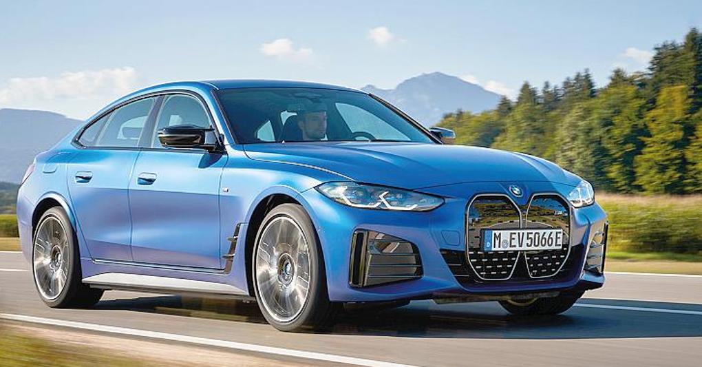 La Bmw i4 abbina perfomance e piacere di guida. M50 offre 521 km di autonomia e scatta da 0 a 100 km/h in 3.9 secondi 