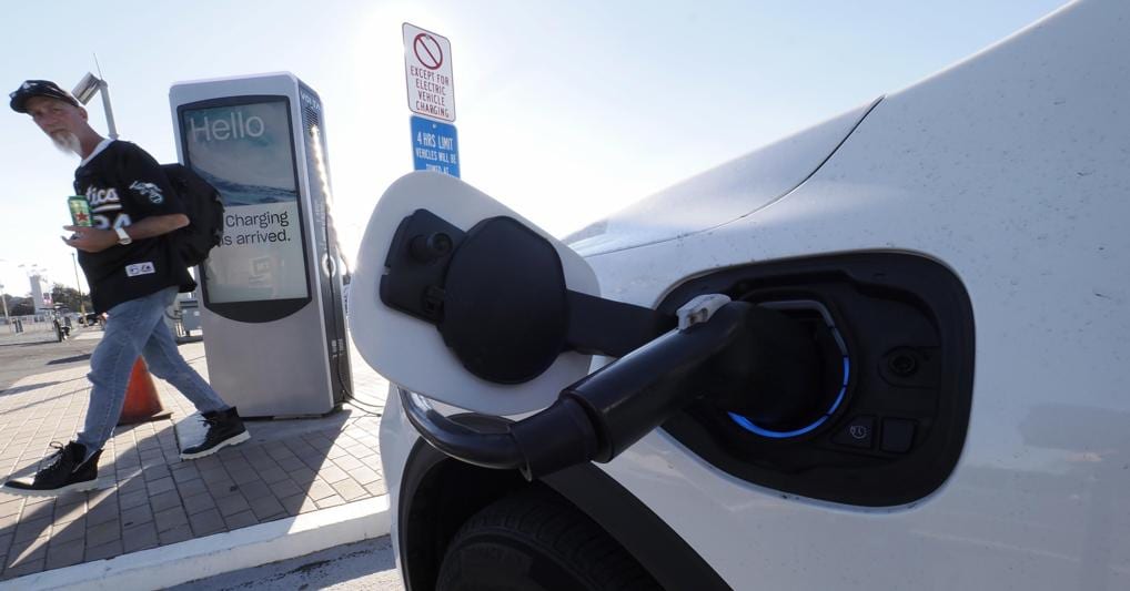 La California accelera sull’elettrico: dal 2035 stop vendita aut...