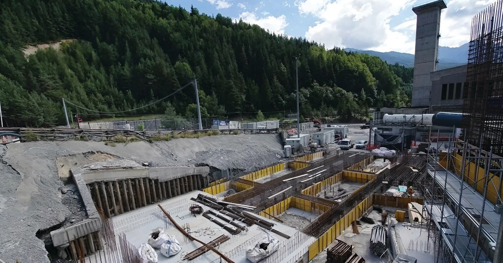 Frejus. Sono in corso i lavori di realizzazione dell’interrato dei nuovi edifici sul piazzale Italiano del Tunnel del Frejus 