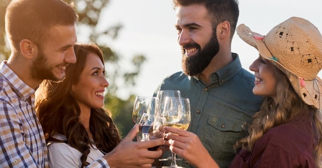 Nuovi consumatori. Il vino senza alcol può essere un modo per avvicinare i più giovani al consumo consapevole 