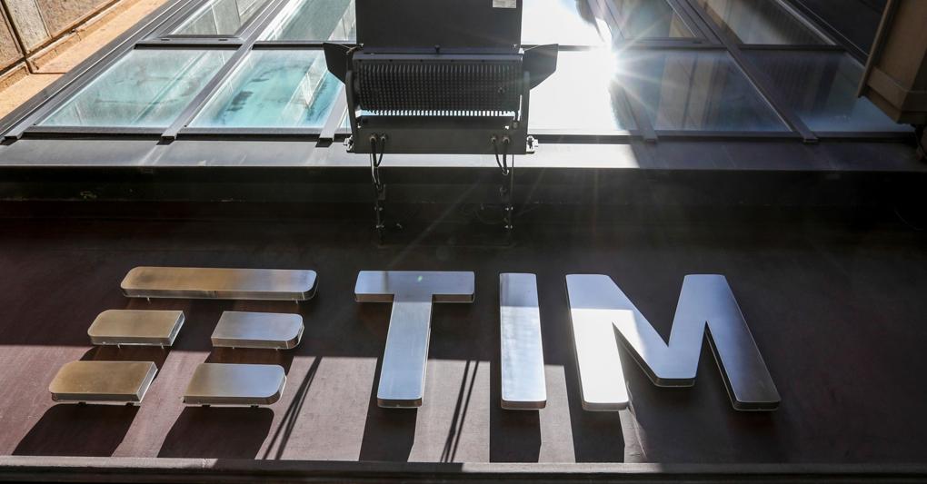 Tavolo Tim, convocata Vivendi: giorni decisivi per il vertice