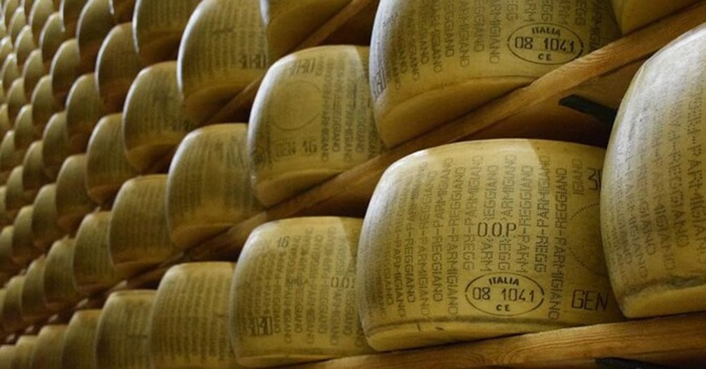 Il Parmigiano riduce le multe a chi sfora le quote di produzione...